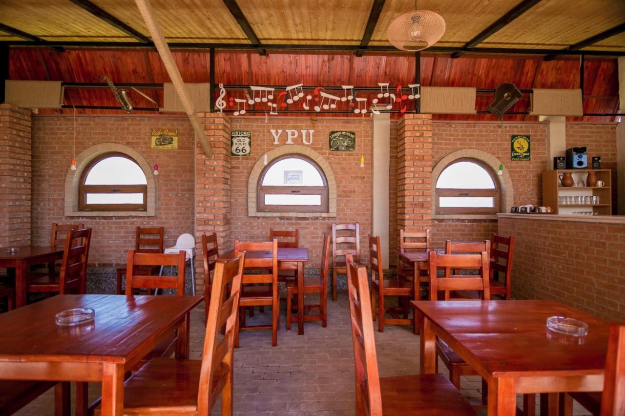 Casa Ypu Hotel 2 Mai Bagian luar foto