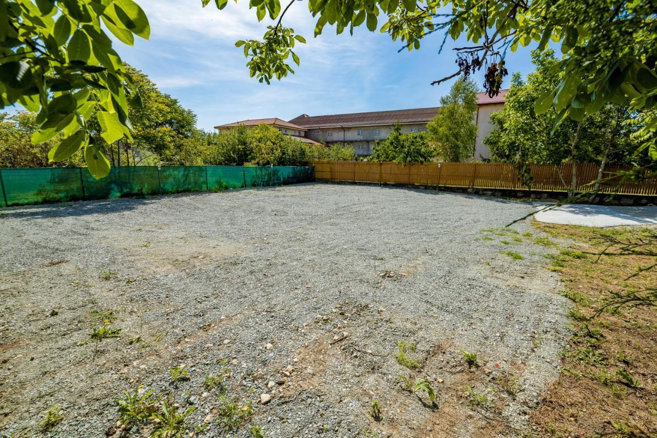 Casa Ypu Hotel 2 Mai Bagian luar foto